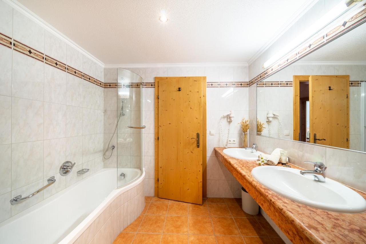 Biohotel Rastbichlhof Neustift im Stubaital Extérieur photo