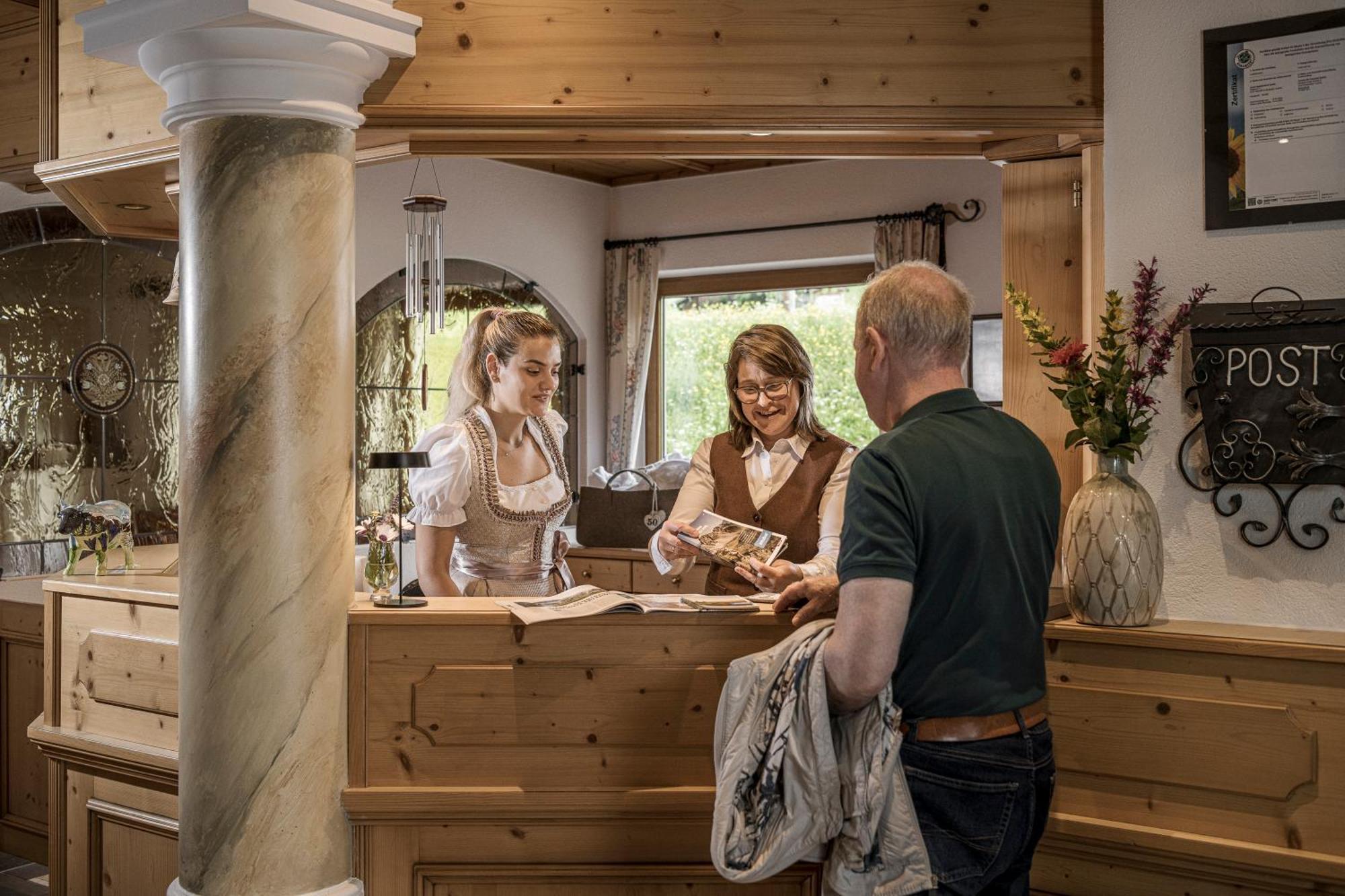 Biohotel Rastbichlhof Neustift im Stubaital Extérieur photo